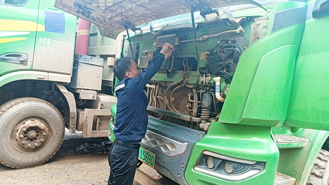 满分服务 | 撸起袖子加油干，，开启这个春天的“热辣滚烫