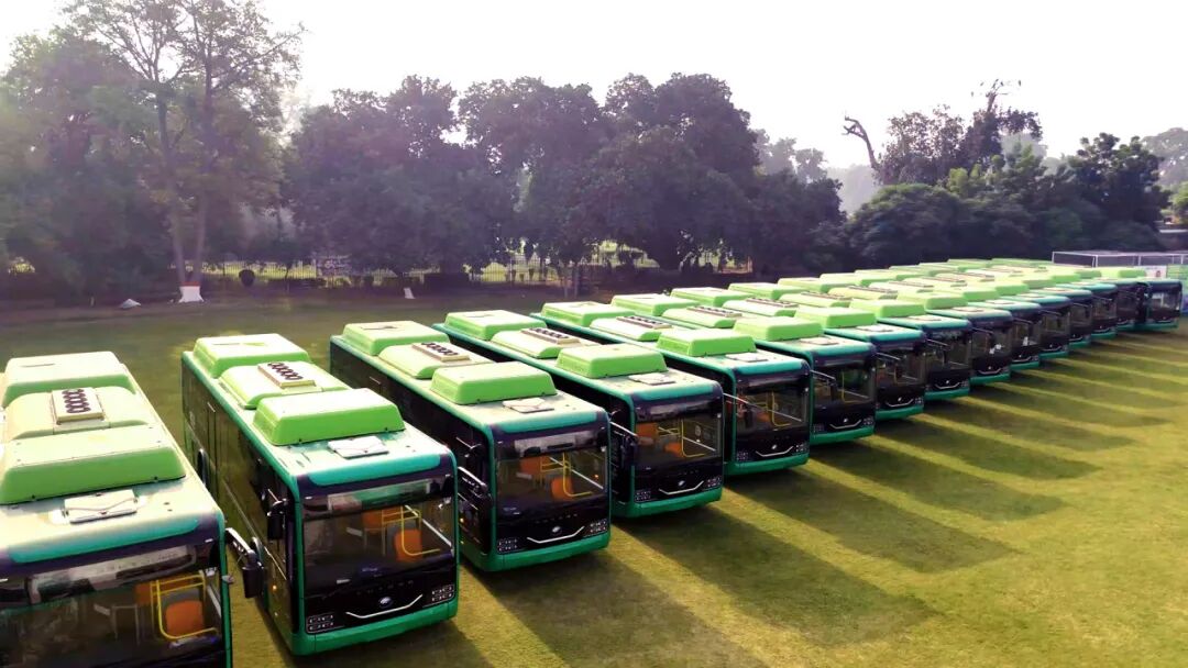 400辆批量交付！pg电子新能源公交陆续奔赴巴基斯坦